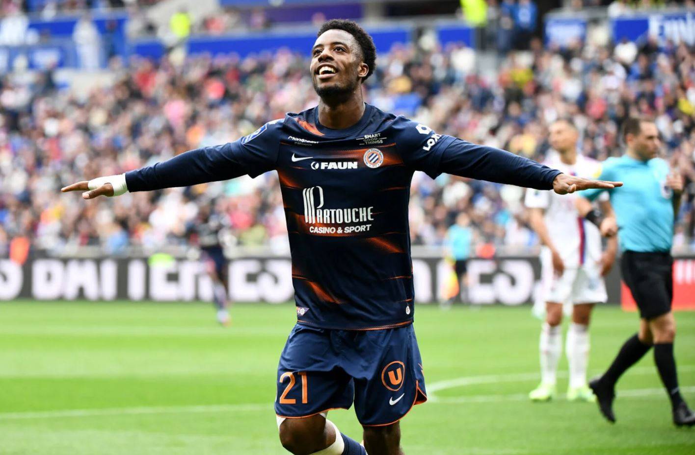 Elye Wahi à West Ham
